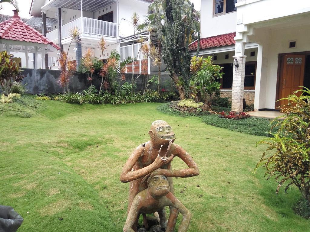 Villa Ohana Batu ภายนอก รูปภาพ