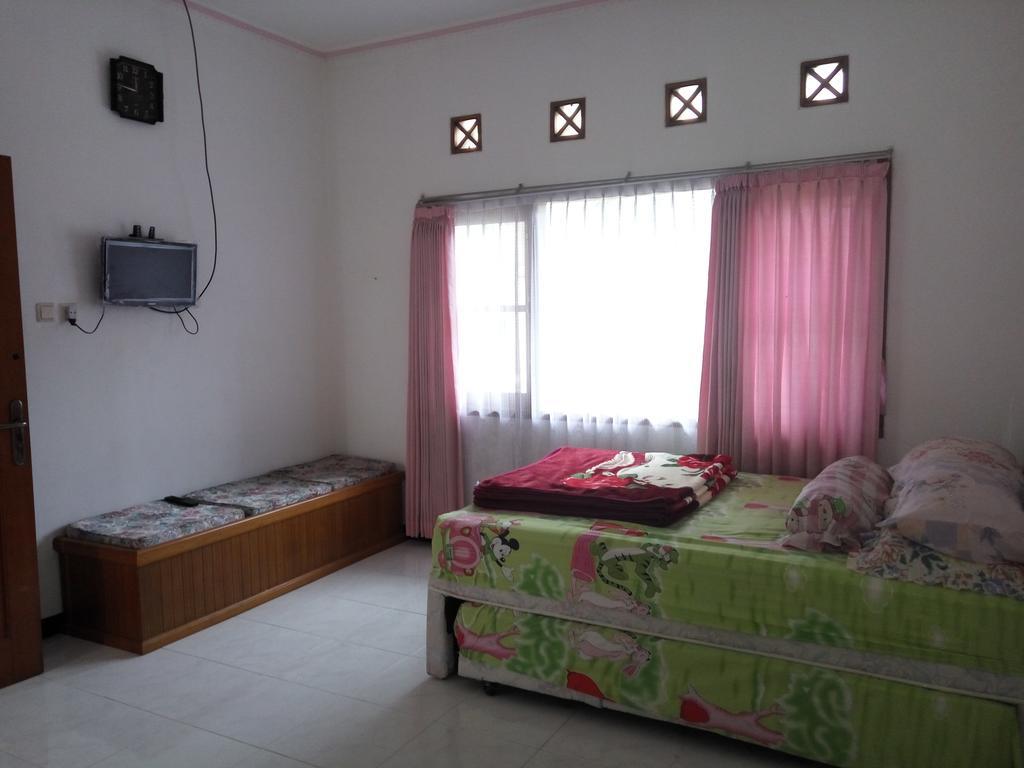 Villa Ohana Batu ภายนอก รูปภาพ